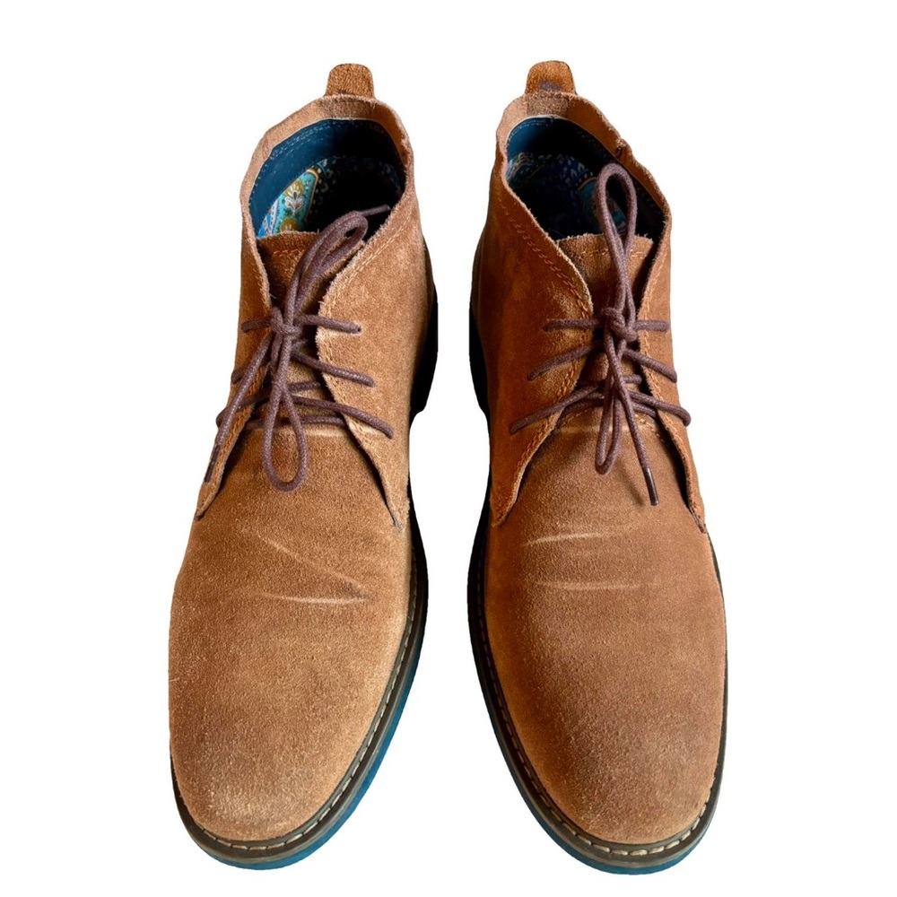 English Laundry Tan Suede Chukka Boots